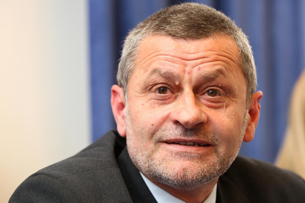 \'15.03.2010. Zagreb - Hrvatska, U europskom domu predstavljen je program nove stranke Hrvatski laburisti.Dragutin Lesar. Photo: Igor Kralj/PIXSELL\'