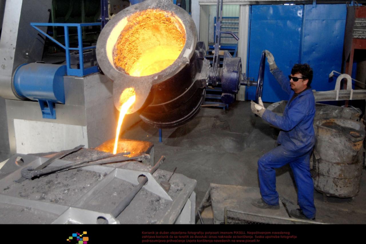 '7.5.2008., Varazdin - Metalska industrija Varazdin pustila u pogon novu pec na struju za taljenje zeljeza. Photo: Marko Jurinec/Vecernji list'