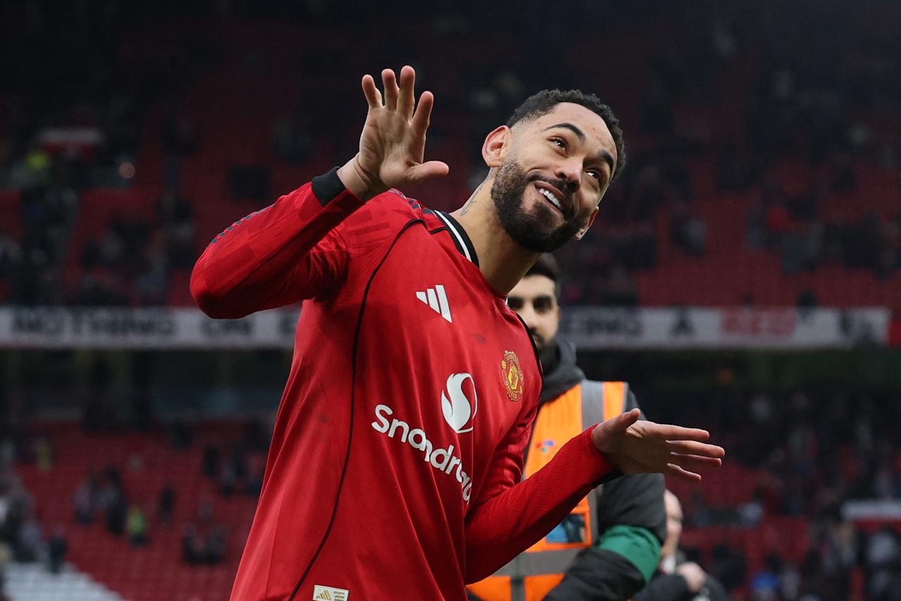 Premier League - Manchester United v Fulham