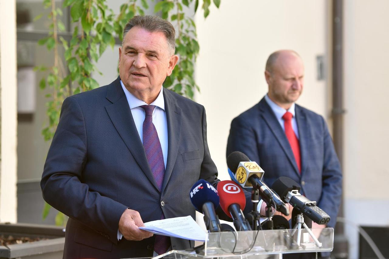 Varaždin: Konferencija za medije župana o (ne)odlasku učenika u škole