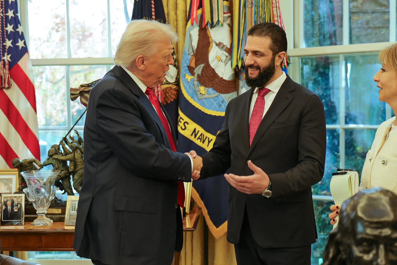 Predsjednik Trump sastao se sa sirijskim predsjednikom Ahmedom al-Sharaaom u Bijeloj kući