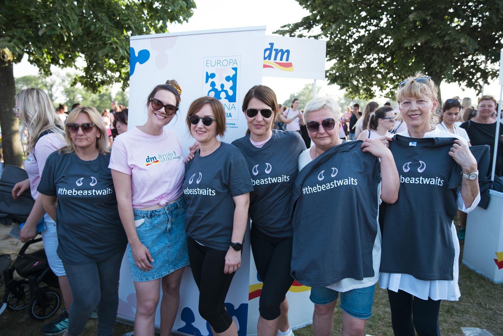 Maša Zibar s predstavnicama Europa Donne