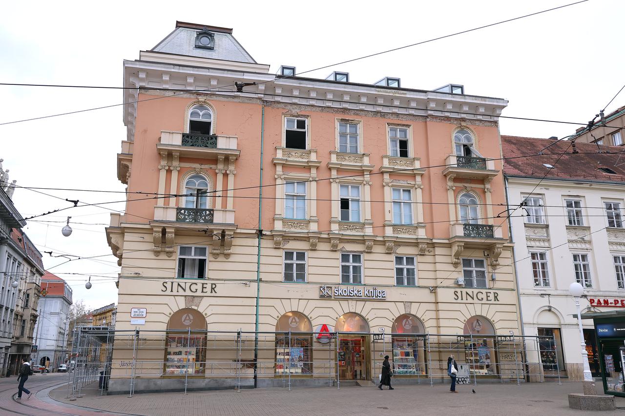 Zagreb: Meteorolozi ponovno najavljuju jak vjetar, a razbijeni prozori prijete prolaznicima