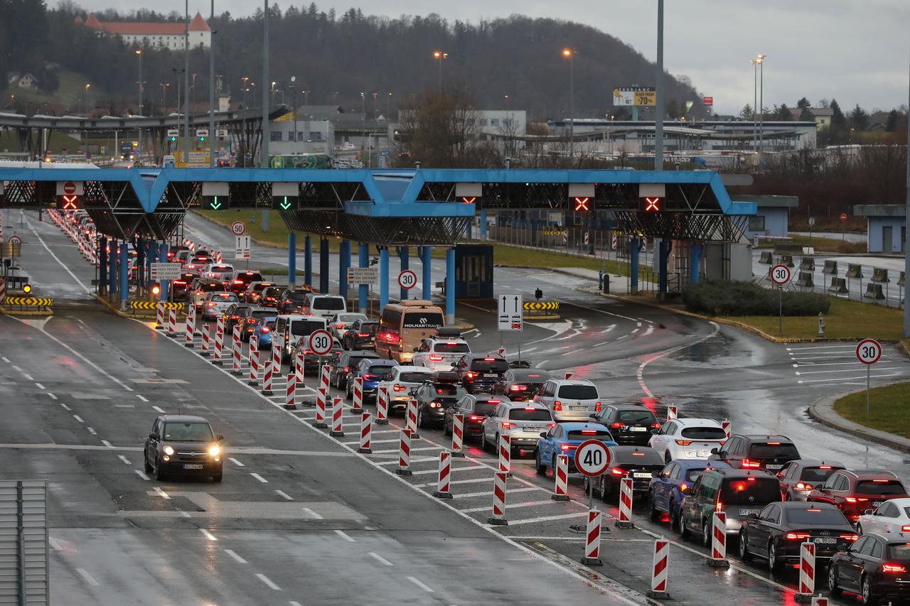 Gužva na graničnom prijelazu Bregana-Obrežje