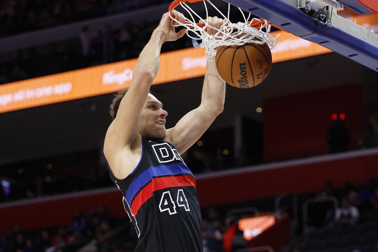 NBA: Sacramento Kings at Detroit Pistons