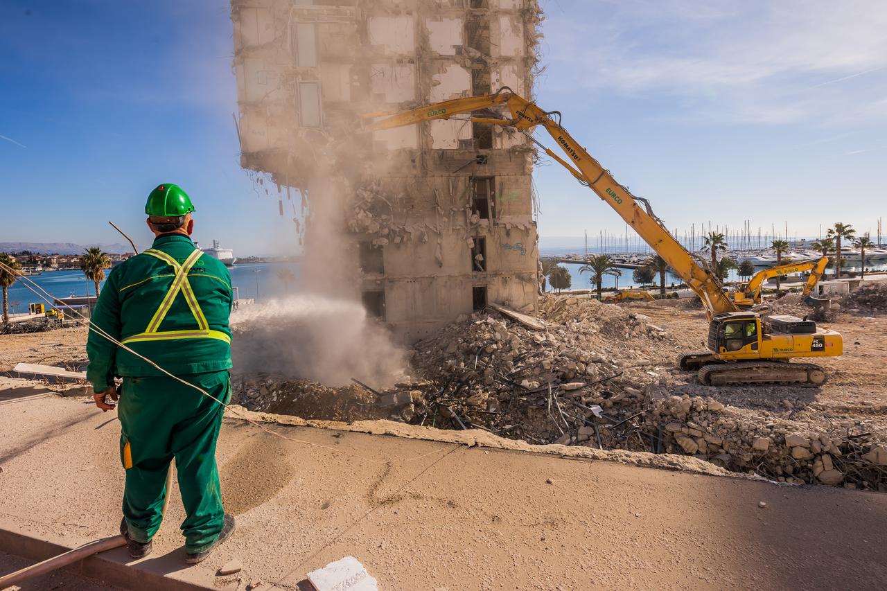 Split: Nastavak rušenja zgrade Hotela Marjan