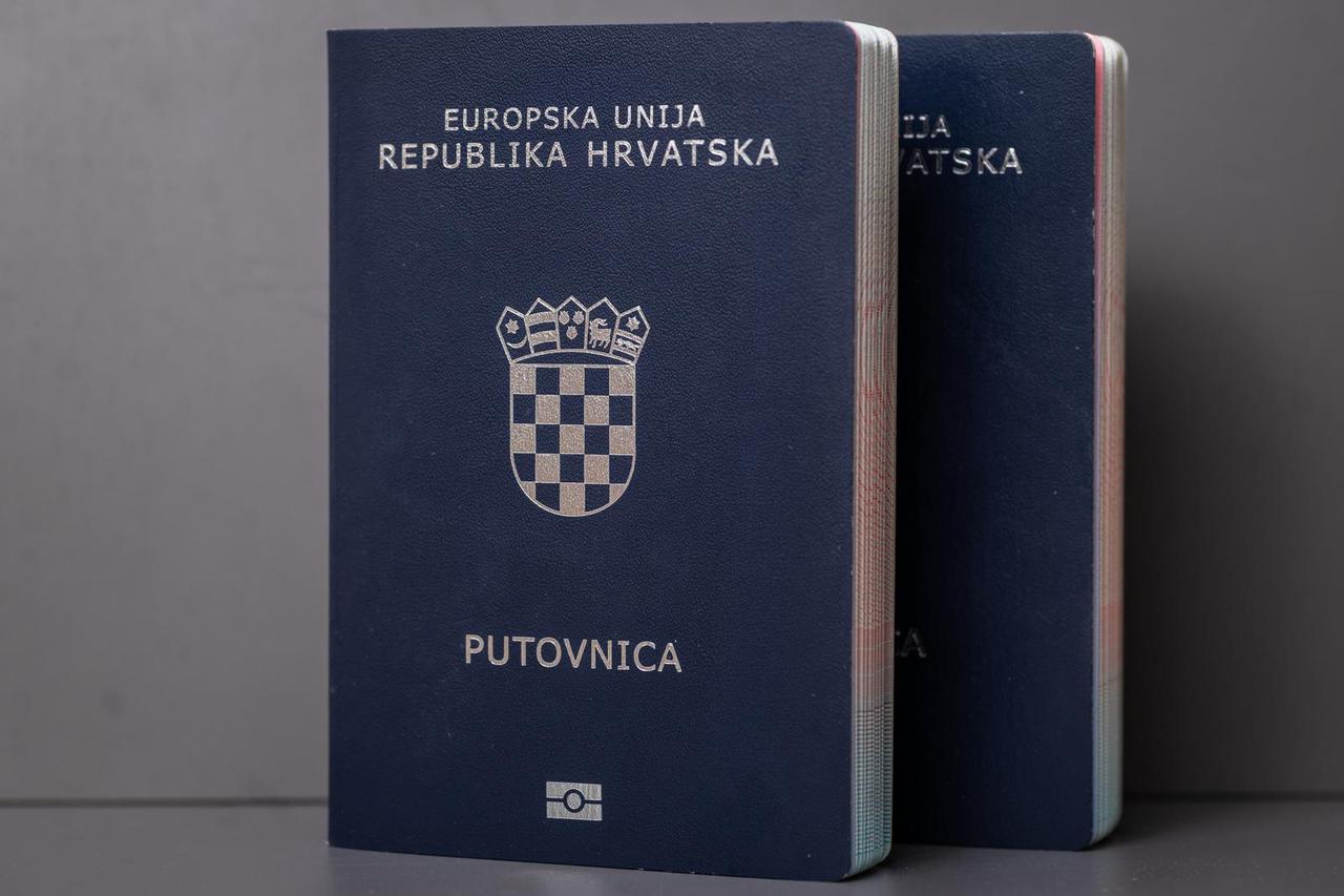 Ilustracija za putovnicu i osobnu iskaznicu