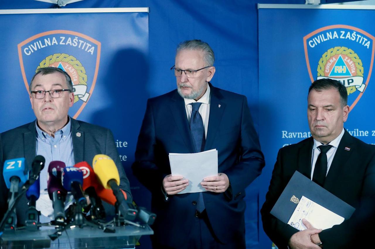 Capak, Beroš i Božinović