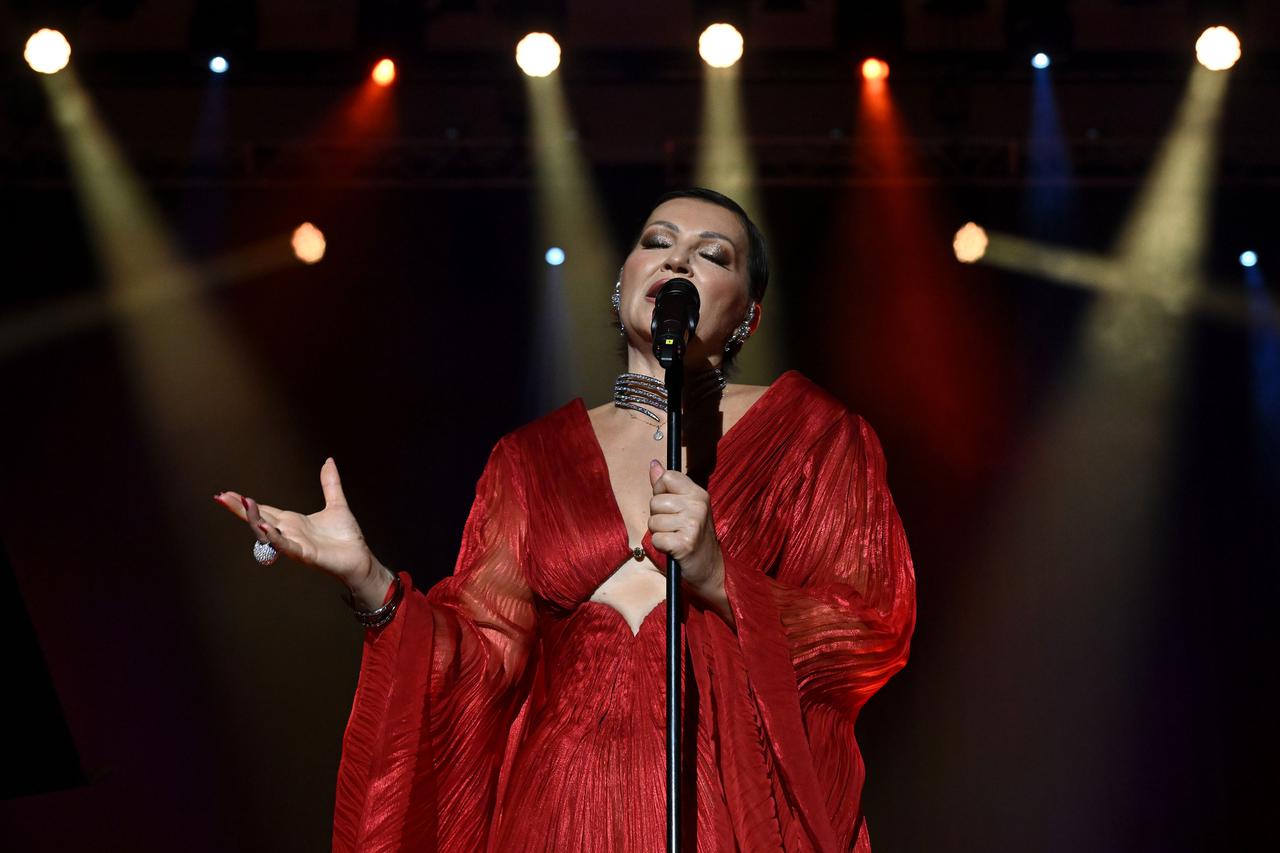 Zagreb: Nina Badrić održala koncert u Lisinskom