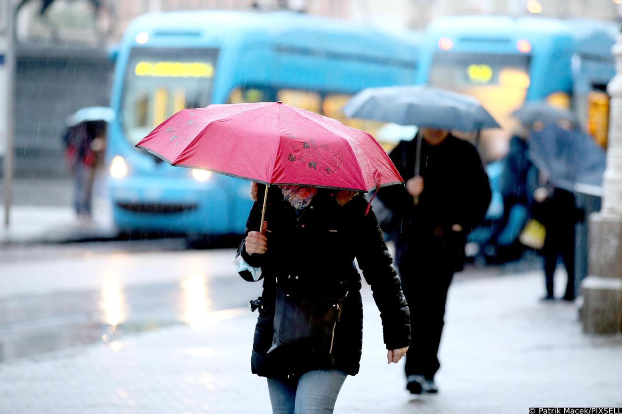 Zagreb: Kiša zamijenila snijeg