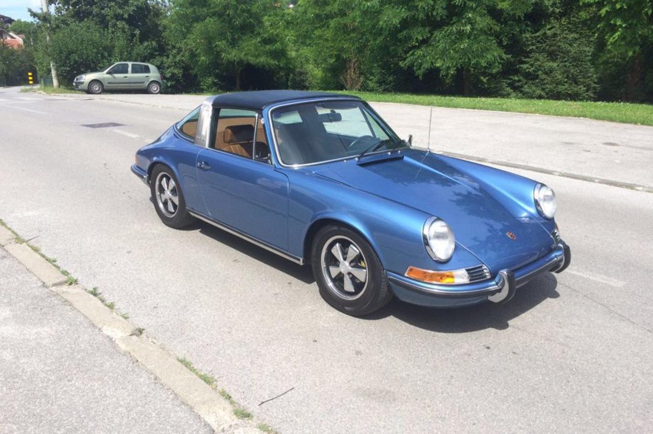 Porsche 911E Targa Sportomatic