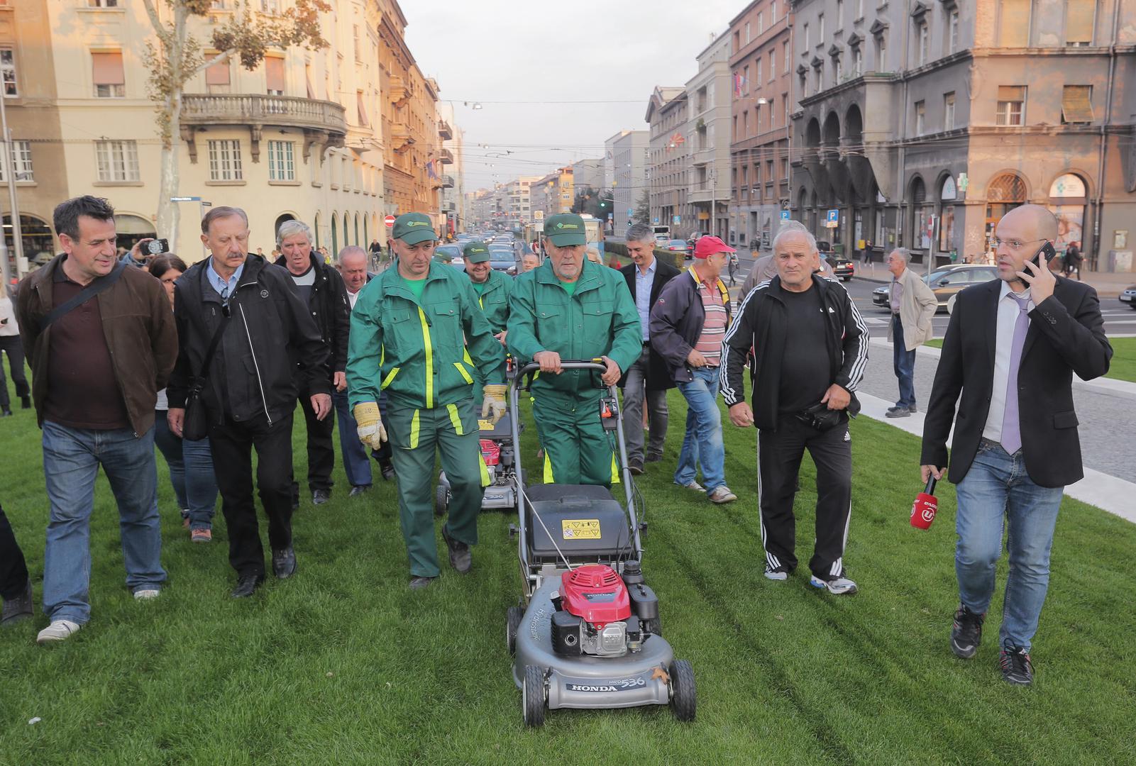 Epilog je to bio dugotrajne borbe stanovnika metropole za očuvanje magnolija koje su godinama krasile centar Zagreba, a tim je činom Bandić trg proglasio otvorenim u novom ruhu.