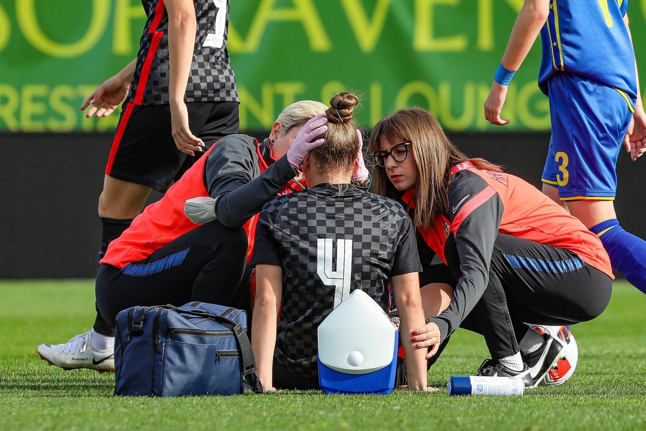 Pula: Kvalifikacijski turnir za odlazak na U-19 Europsko prvenstvo za žene, Kosovo - Hrvatska