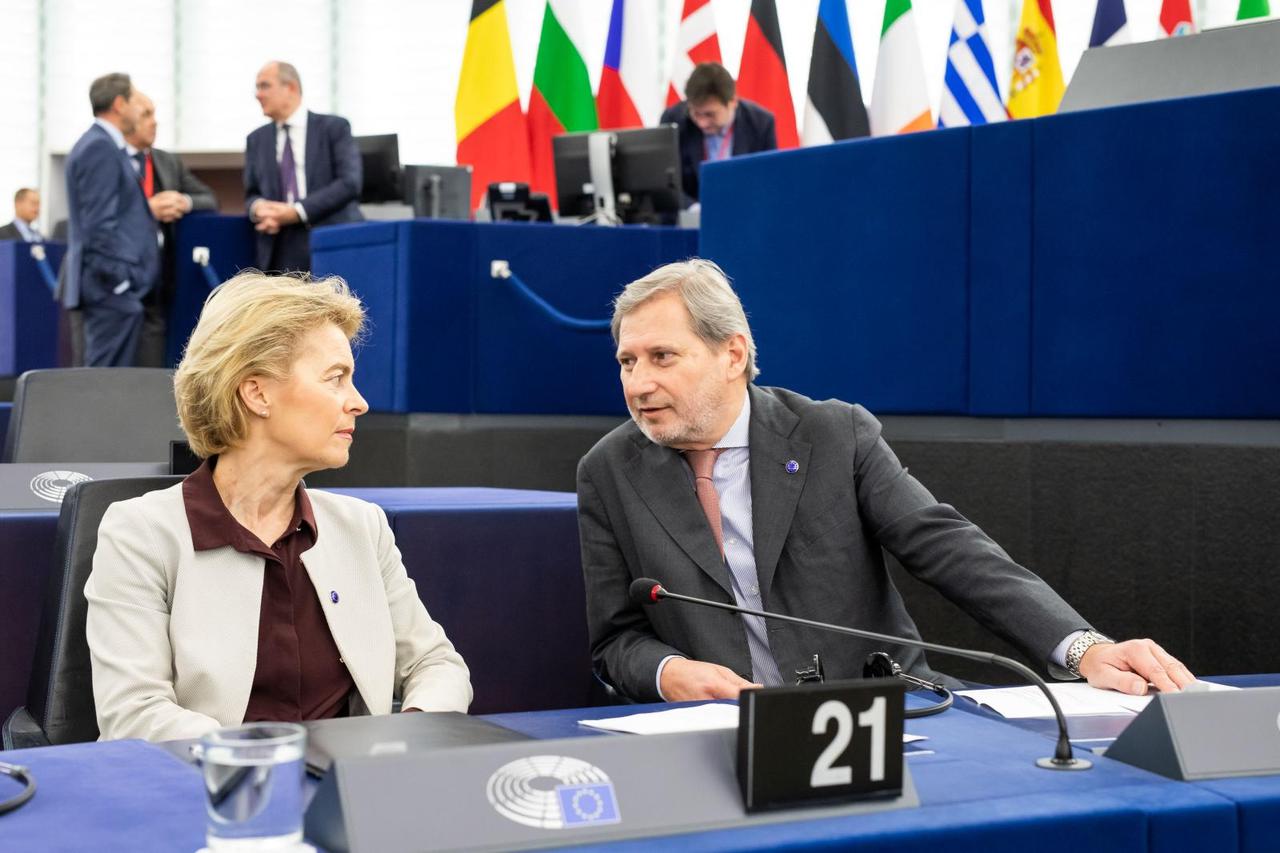 European Parliament debates EU budget