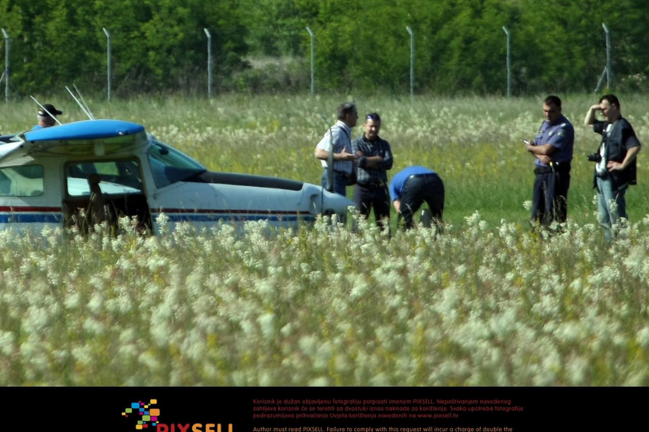 cessna 210,aerodrom lučko (1)