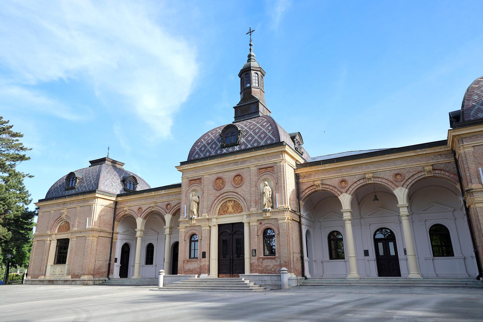 U tijeku je preuzimanje zgrade, a povratak u funkciju se očekuje uskoro. 