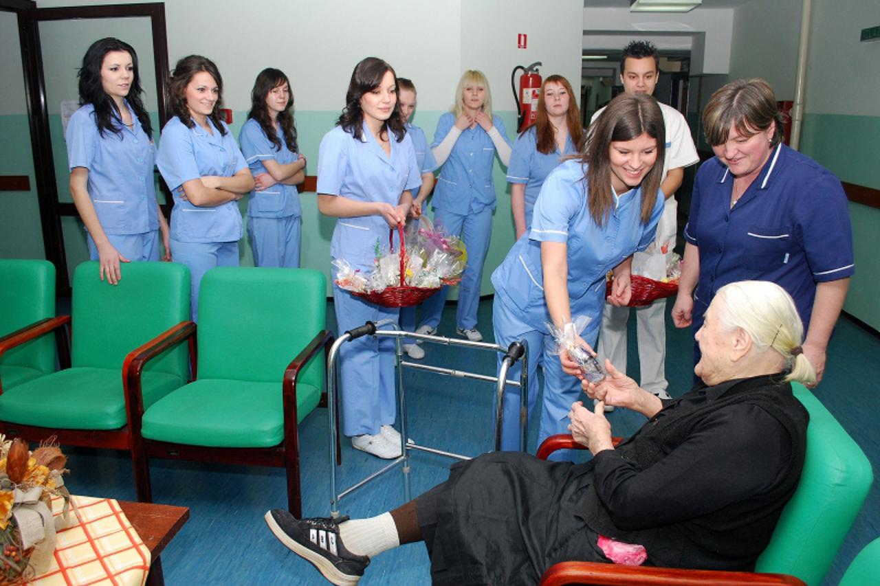 'sisak - 11.05.2010., Sisak - Uskoro ce za sisacke medicinare biti otvoreno visokoskolsko uciliste. Photo:Nikola Cutuk/pIXSELL'