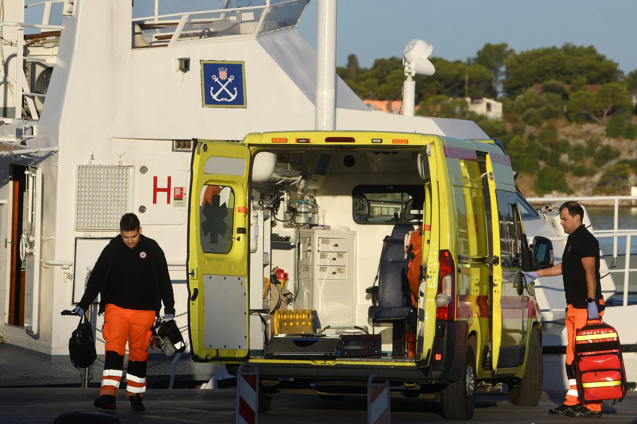 Šibenik: Intervencija Lu?ke kapetanije i Hitne pomo?i za pomo? na otocima