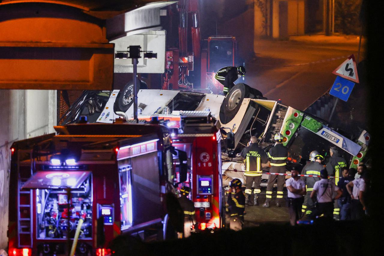 Aftermath of coach crash near Venice