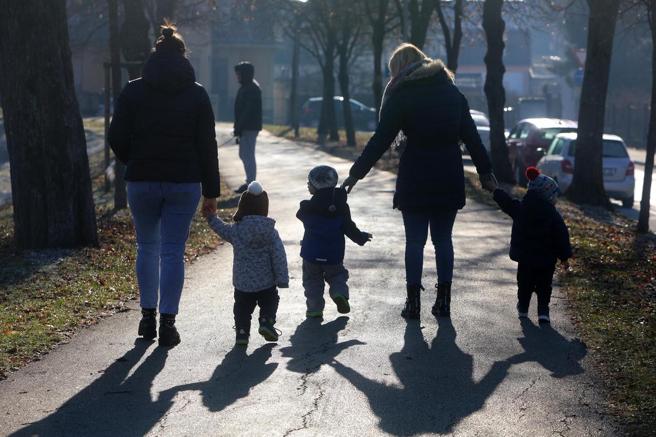 U Hrvatskoj se rađa sve manje djece