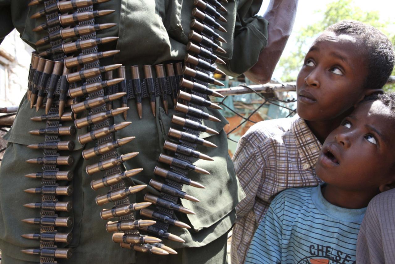 somalija,afrički vojnik,djeca