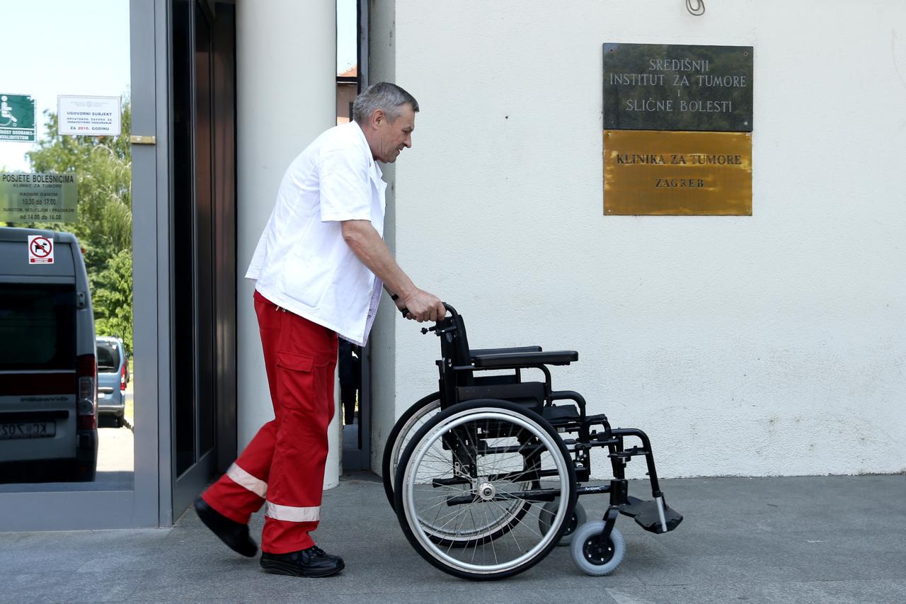 08.05.2015., Zagreb - Klinicki bolnicki centar Sestre milosrdnice, Klinika za tumore Zagreb.  Photo: Zeljko Lukunic/PIXSELL