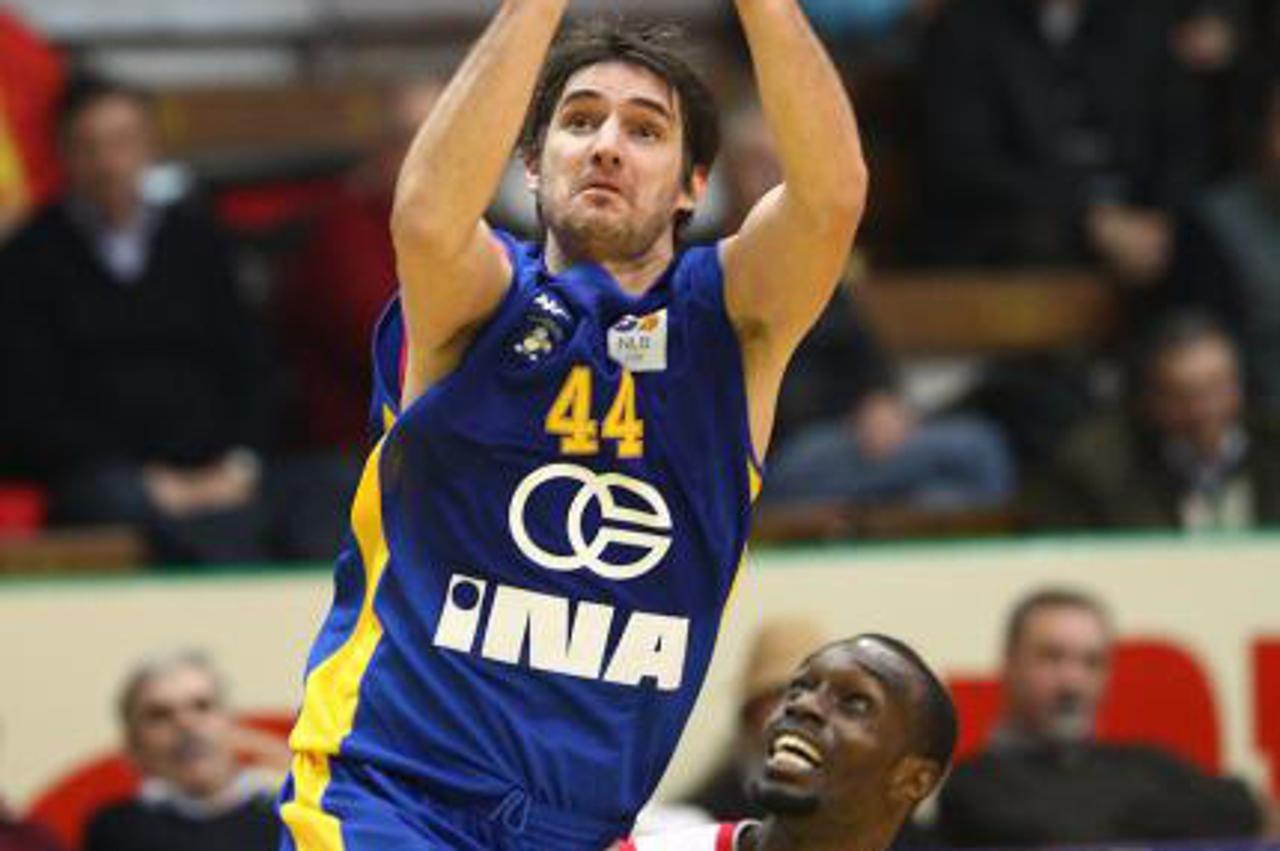 Damir Mulaomerović