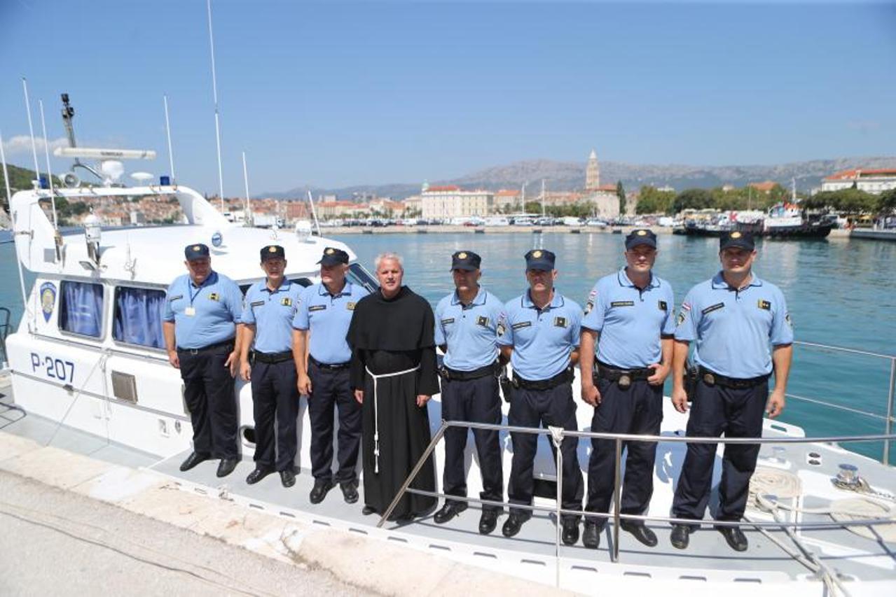  Ispraćaj policijskog plovila Sveti Dujam u operaciju Poseidon Sea 2015