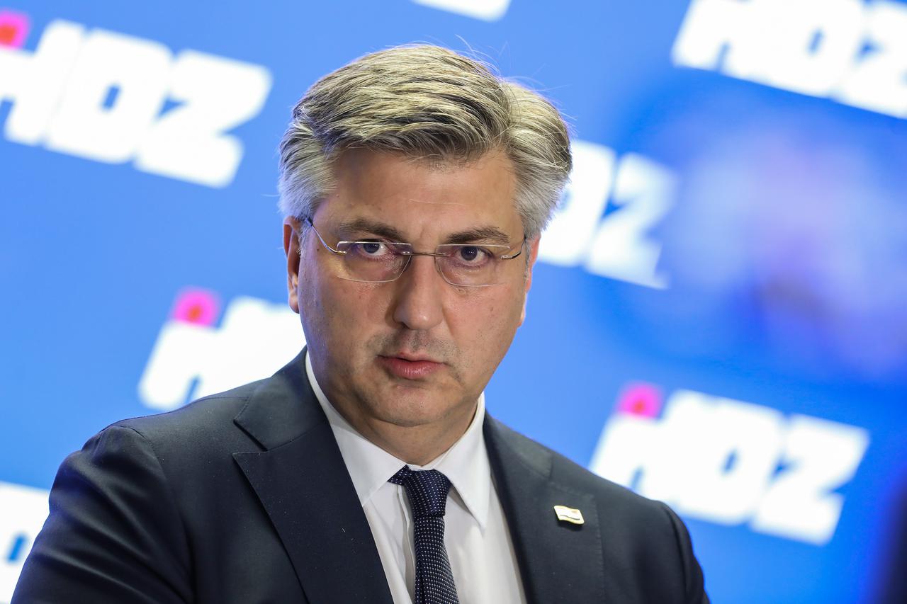 Zagreb: Andrej Plenokvić dao je izjavu medijima nakon sjednice Predsjedništva HDZ-a