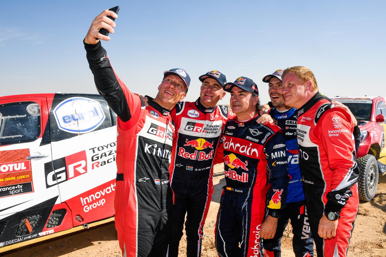 L'Espagnol Carlos Sainz remporte le Dakar 2020
