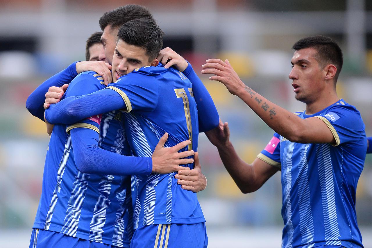 Lokomotiva - Inter