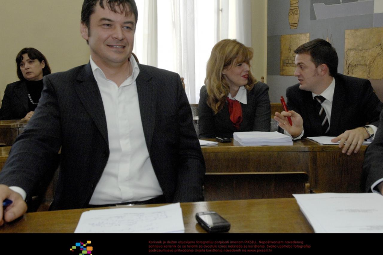 '24.11.2009., Osijek - Sjednica Gradskog vijeca grada Osijeka. Dragan Kovacevic, Biljana Borzan, Alen Prnjat.  Photo: Davor Javorovic/PIXSELL'