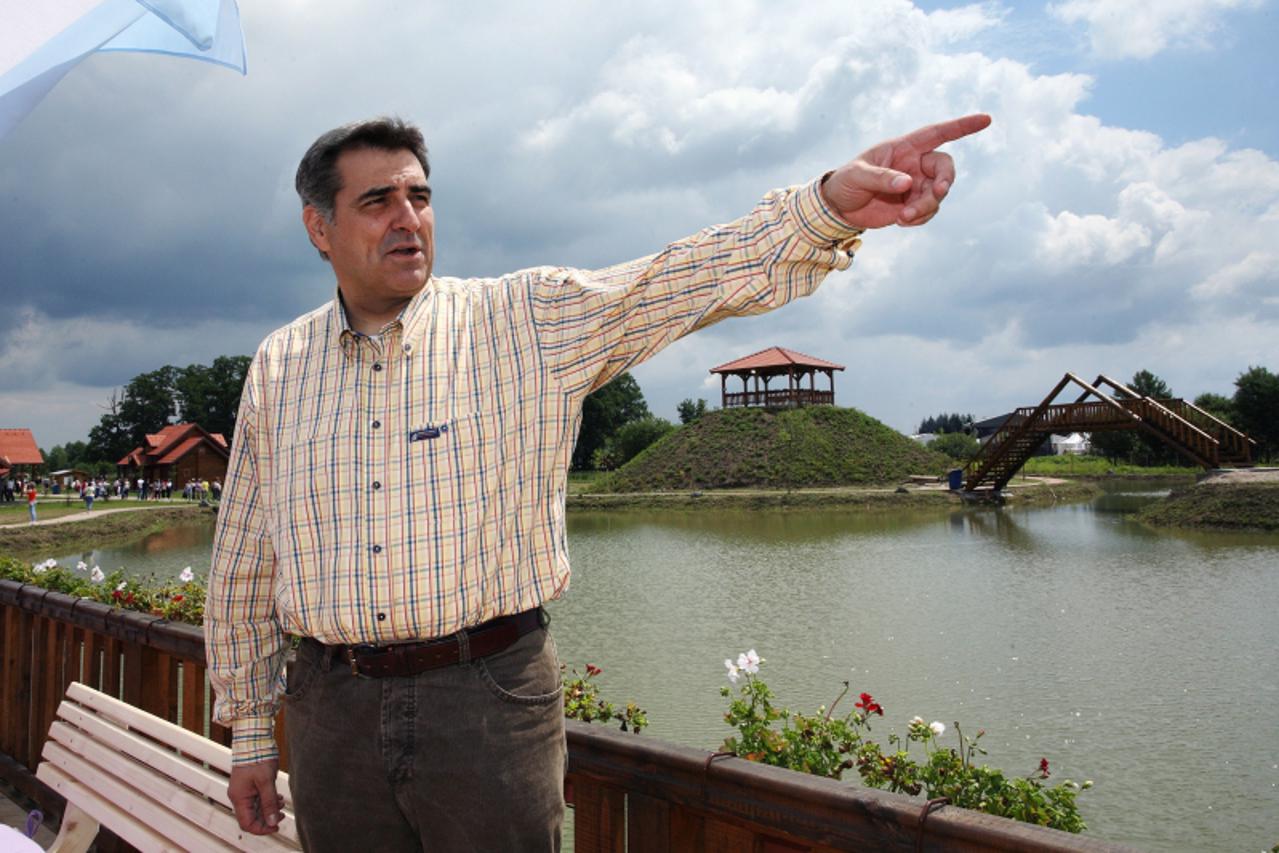 '10.06.2011., Eko selo Bratina - Sredisnja proslava tvrtke Kras za poslovne partnere, predstavnike medija i zaposlenike povodom 100. obljetnice ove najvece hrvatske konditorske kompanije u novoizgradj