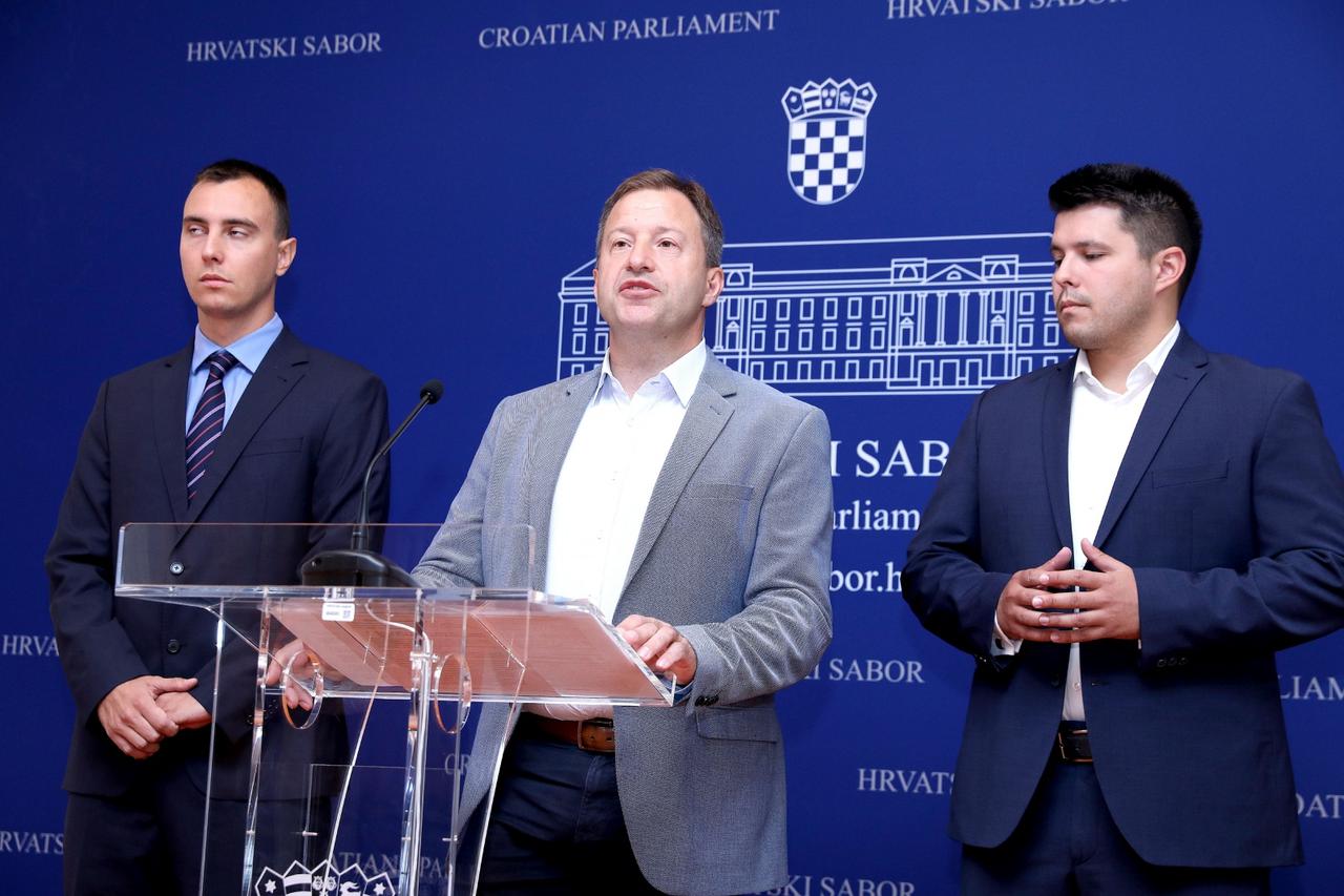Konferencija za medije Nezavisne liste mladih