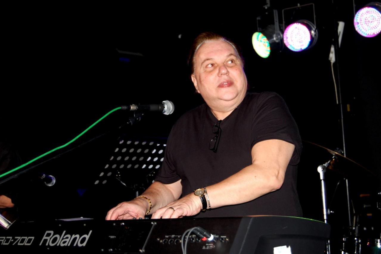 'Walter-SLIKE SALOON 11.04.4'