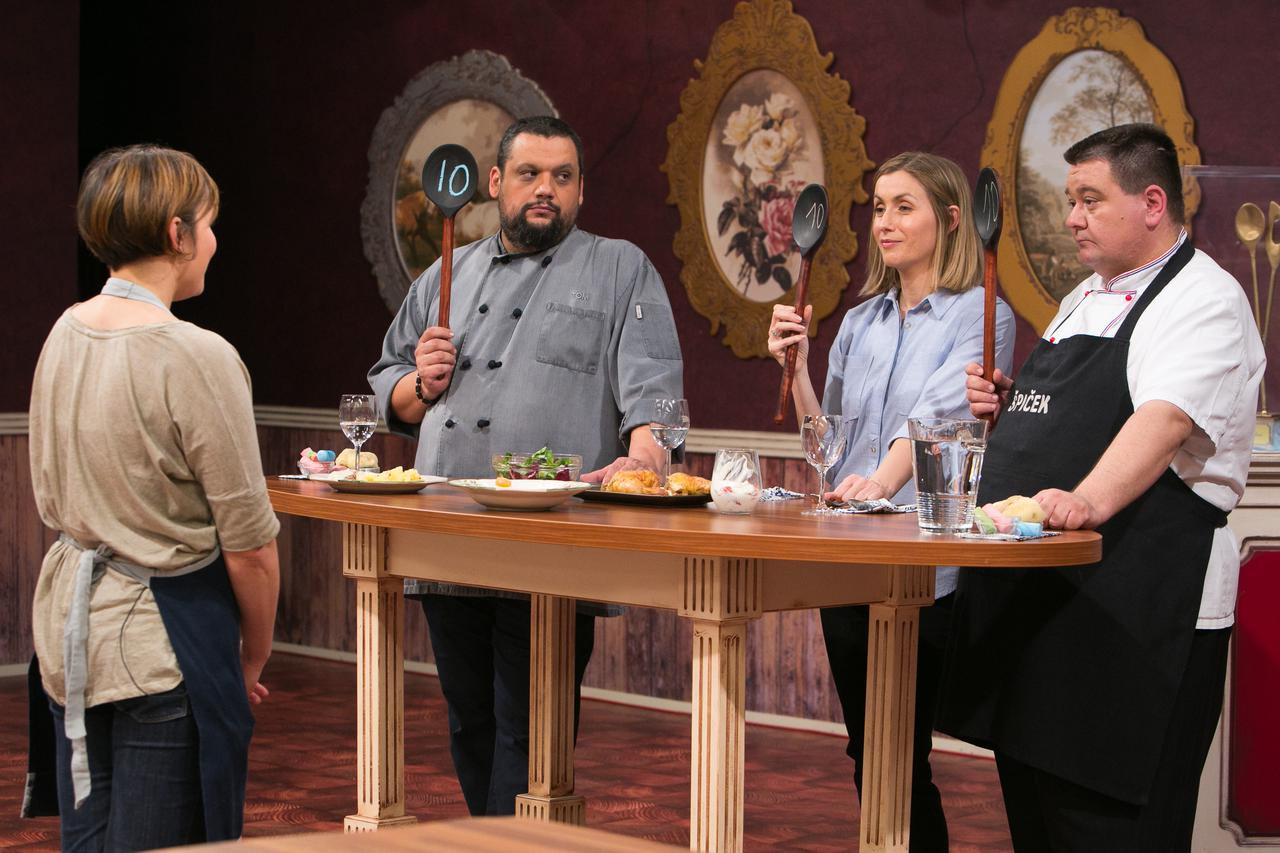 Tri, dva, jedan - kuhaj 