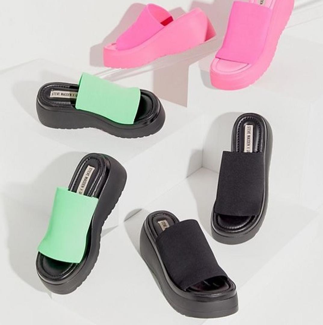 Morali bismo nositi obuću čiji su potplati savitljivi, pojašnjava Brenner. To omogućuje da se težina tijela tijekom hodanja prebacuje s pete na prednji dio stopala i pri tome ne opterećuje zglobove ni kralježnicu. Kod platformi se to ne događa, što s vremenom može prouzročiti i bolove u leđima.