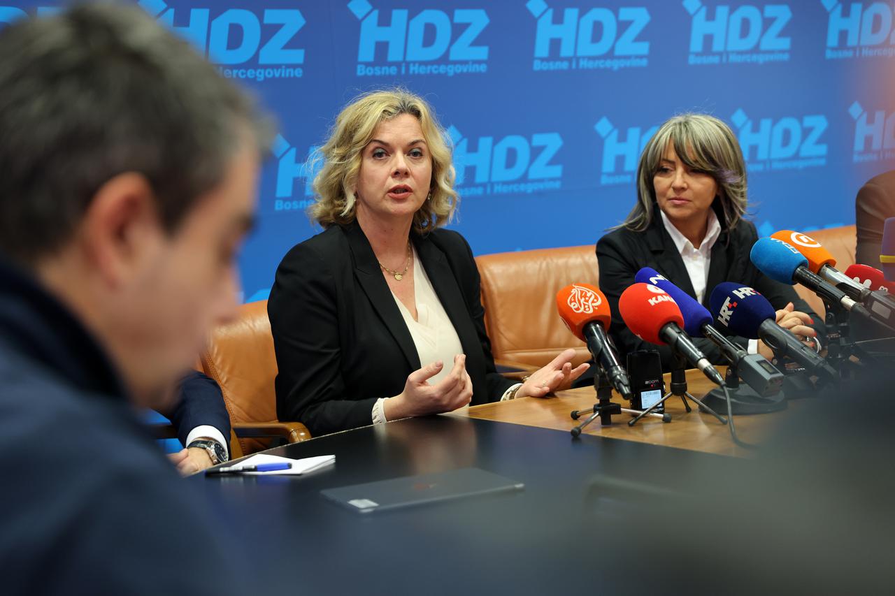 Mostar: Hrvatski europarlamentarci prisustvovali sjednici predsjedništva HNS-a