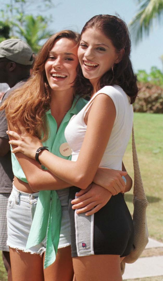 Lejla Filipović (rođena Šehović) je priznala da je operirala nos prije 25 godina, rekavši da je to učinila ispključivo iz estetskih razloga, odnosno da nije dirana kost, nego samo prednji dio nosa kako bi bio sužen i podignut.