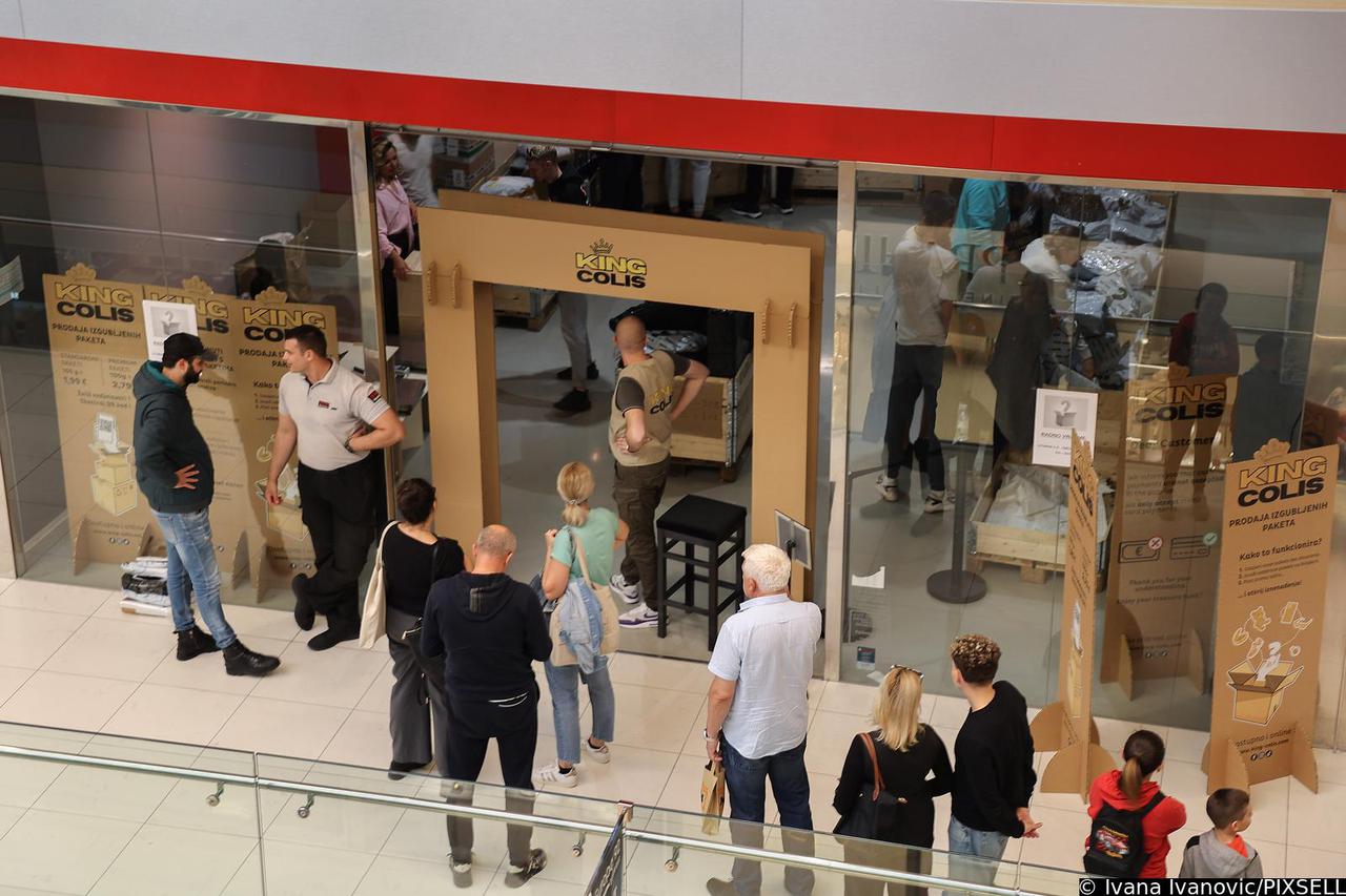 Trgovina "izgubljenih" paketa stigla je i u Split