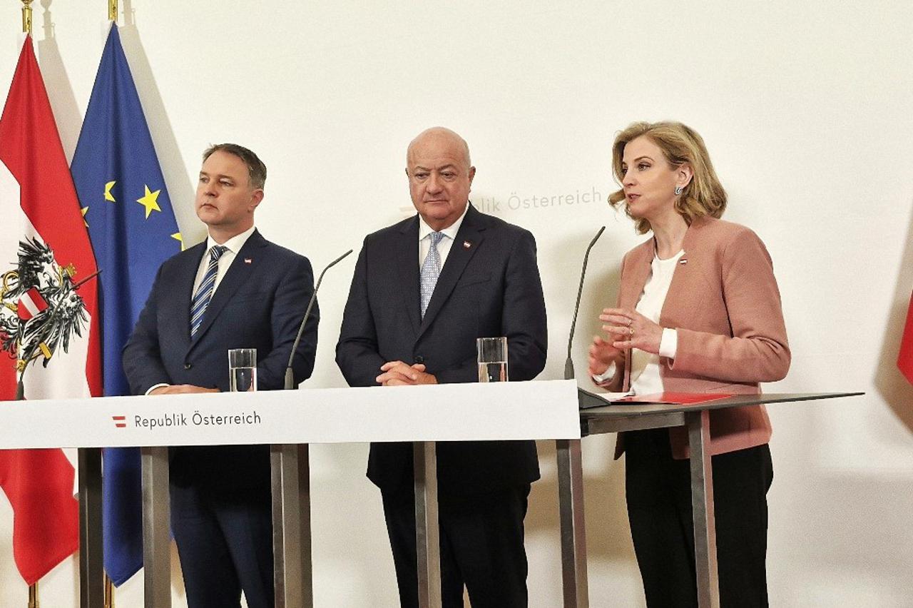 Predstavnici austrijske Vlade:  Babler, Stocker (sredina) i Meinl-Reisinger