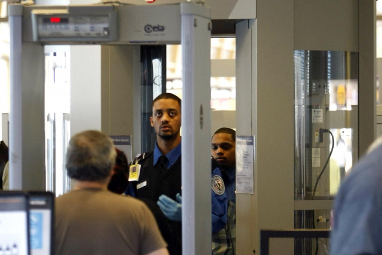 Sigurnosni uređaj u zračnoj luci