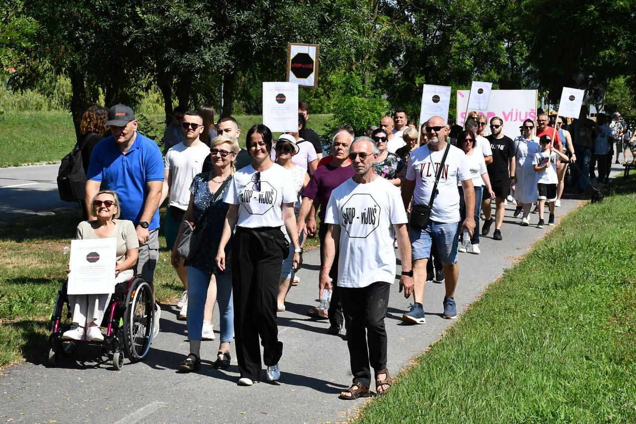 Slavonski Brod: Prosvjed protiv izgradnje kompostane, pretovarne stanice, sortirnice i kazete za otrovni azbestni otpad na odlagalištu Vijuš