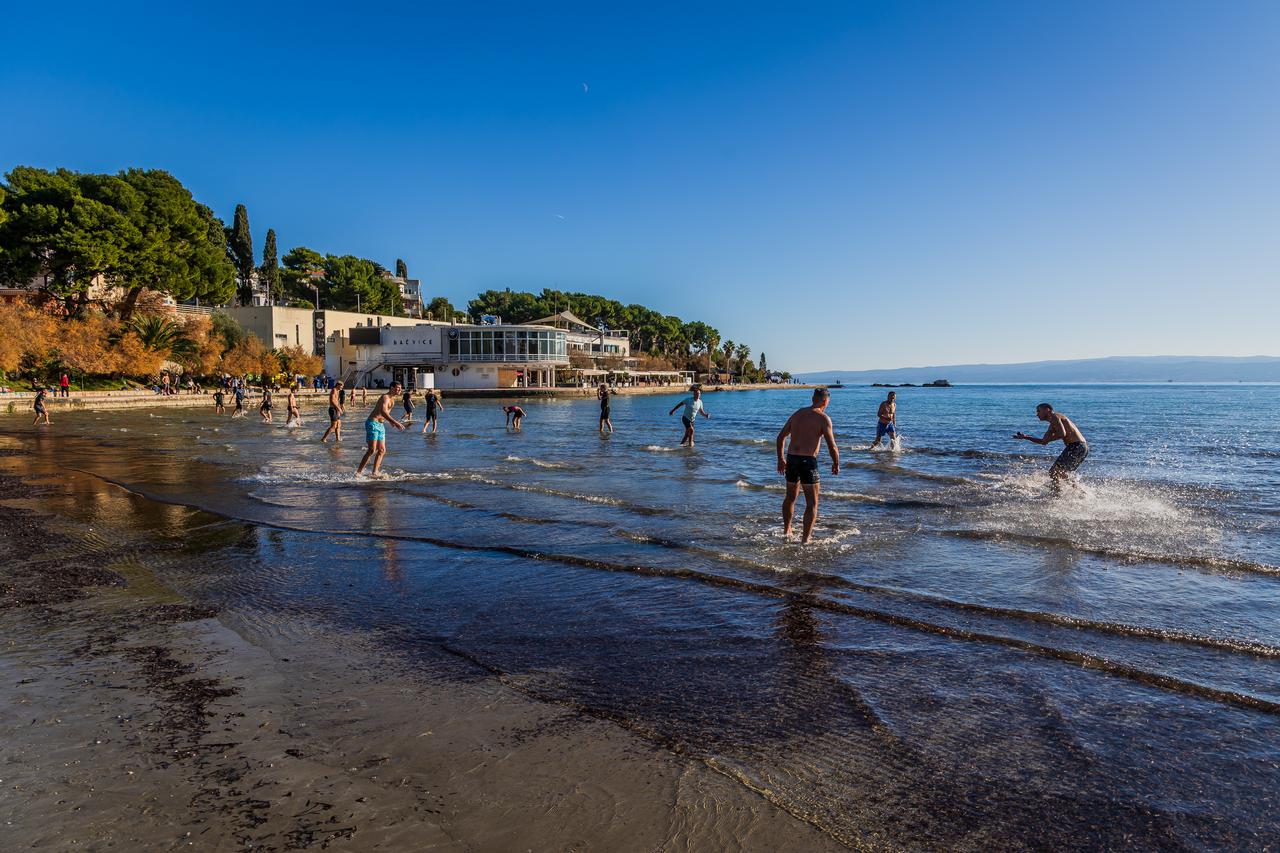 Split: Zimski dan na Splitskim Bačvicama