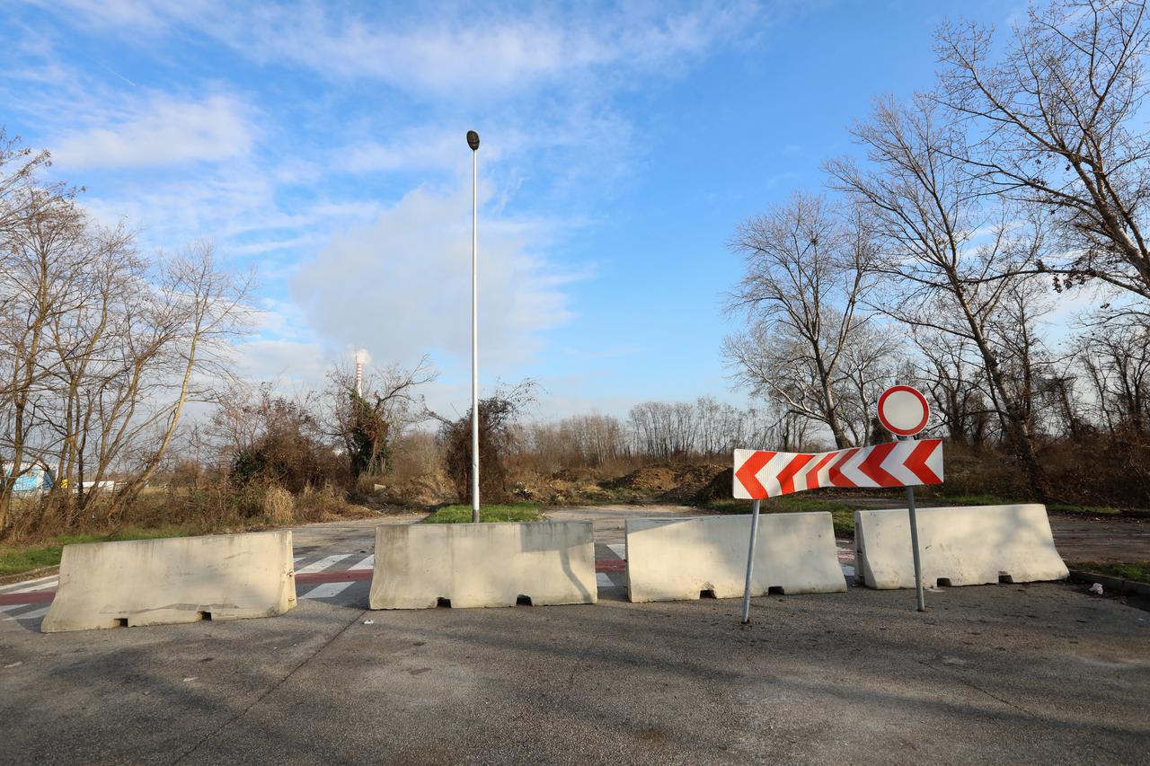 Zagreb: Ilegalno odlagalište otpada na kraju Ulice Milana Mladenovića