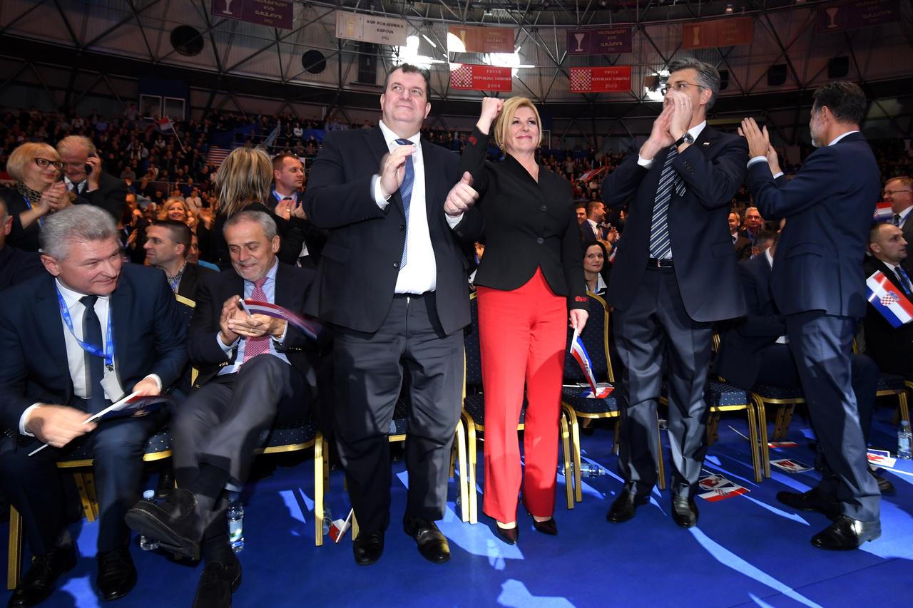 Završni predizborni skup Grabar-Kitarović