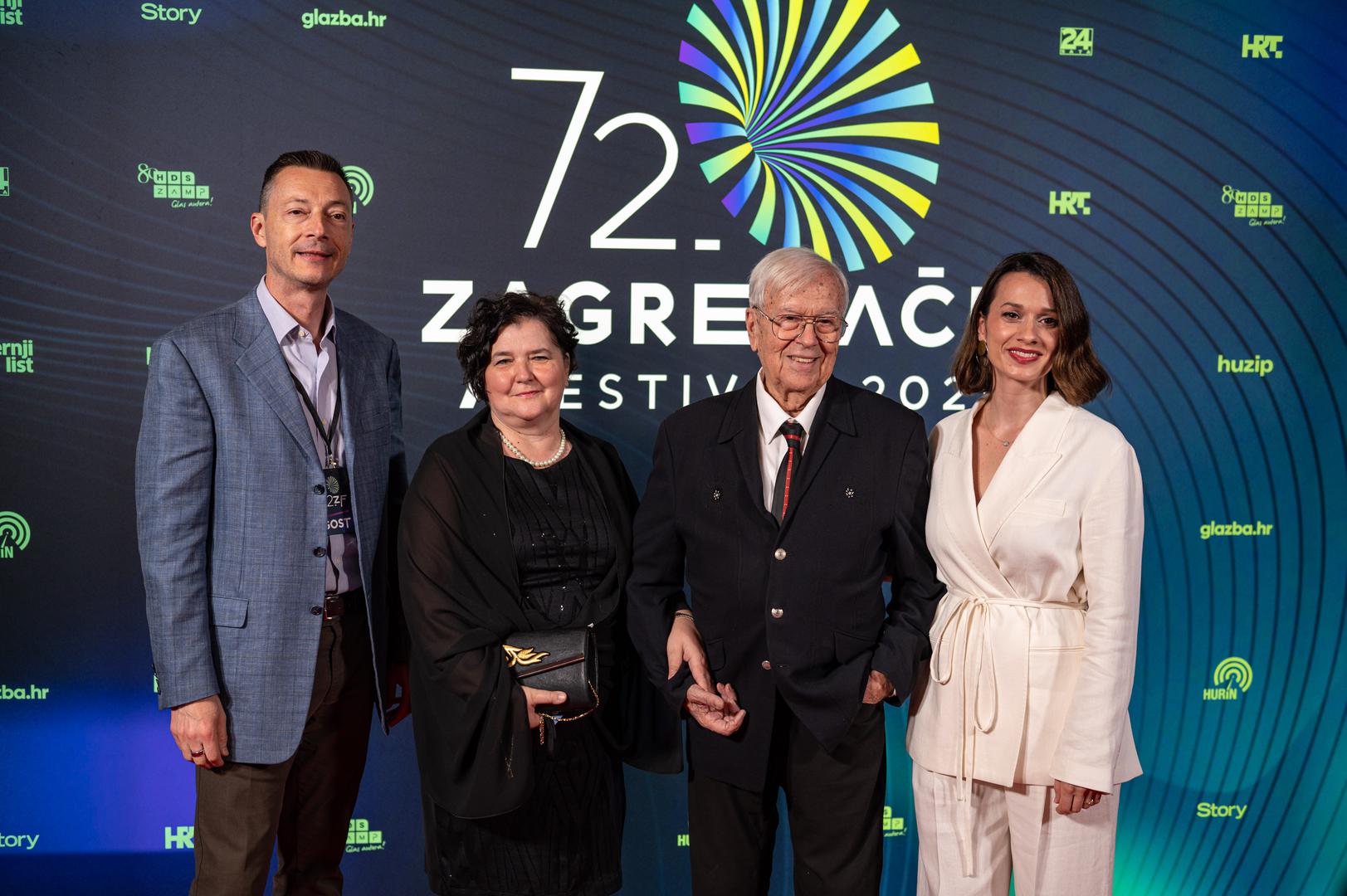Ovogodišnji dobitnik priznanja za poseban doprinos Zagrebačkom festivalu je kantautor, šansonijer, skladatelj i producent, dobitnik Porina za životno djelo, Hrvoje Hegedušić