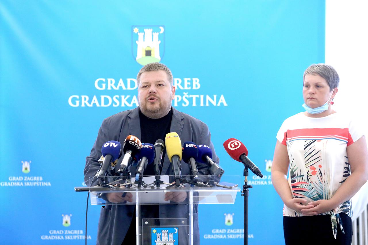 Zagreb: Ivan Račan i Davorka Moslavac Forjan na konferenciji za medije