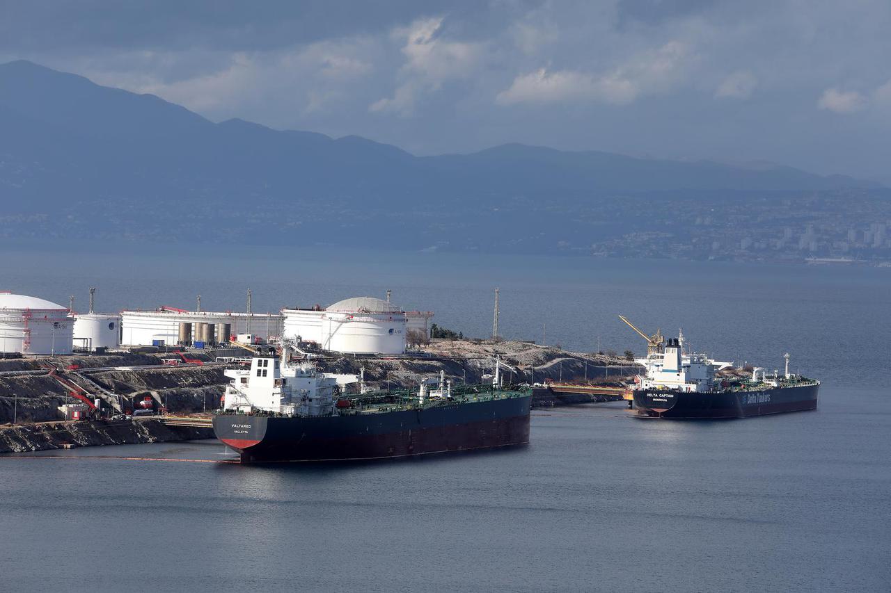 Omišalj: Postrojenja JANAF-a na otoku Krku