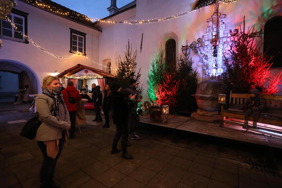 Advent kod Franjevaca nova je adventska destinacija u središtu Karlovca